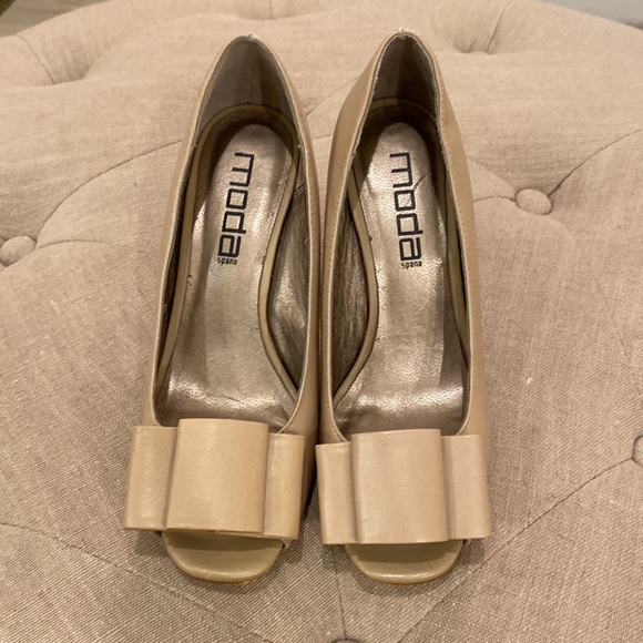 Moda Spana Pumps - Picture 5 of 7